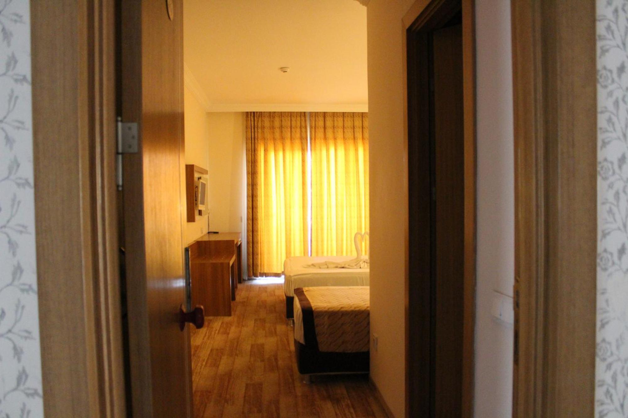Hotel Mitos Аланія Екстер'єр фото