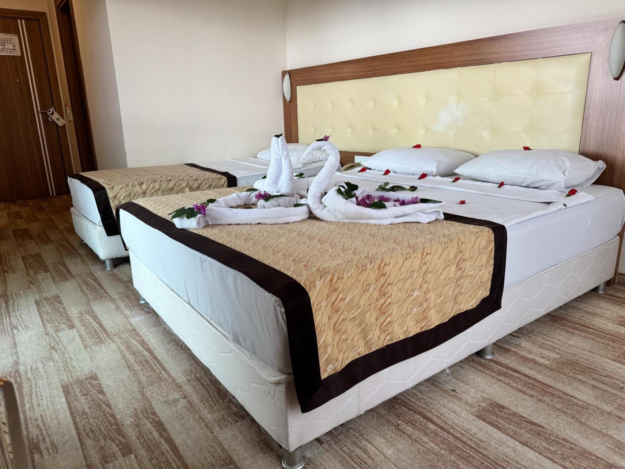Hotel Mitos Аланія Екстер'єр фото